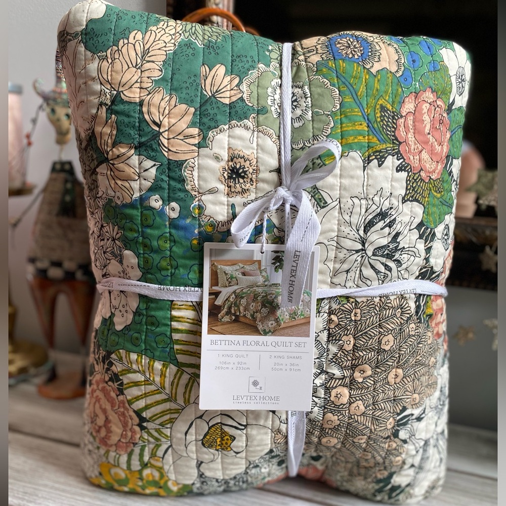 Levtex Bettina Reversible 3-Pc Quilt Set ✨ King | floral retro boho